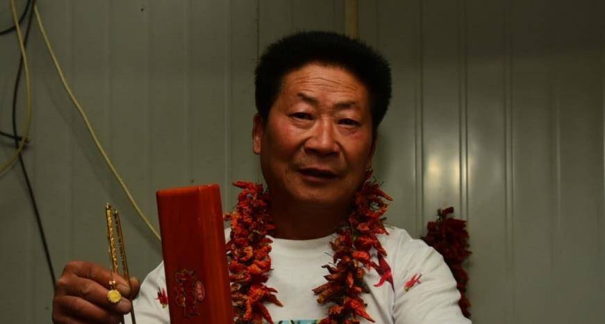 原创那个喝着白酒配辣椒的中国辣王现在却变成这样让人唏嘘