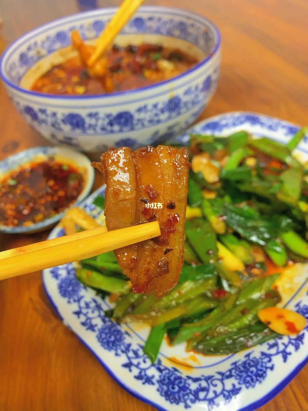 回锅肉怎么炒才有锅气 f0c53e84b7ff47b2a6ea89359f5fe43c.jpeg