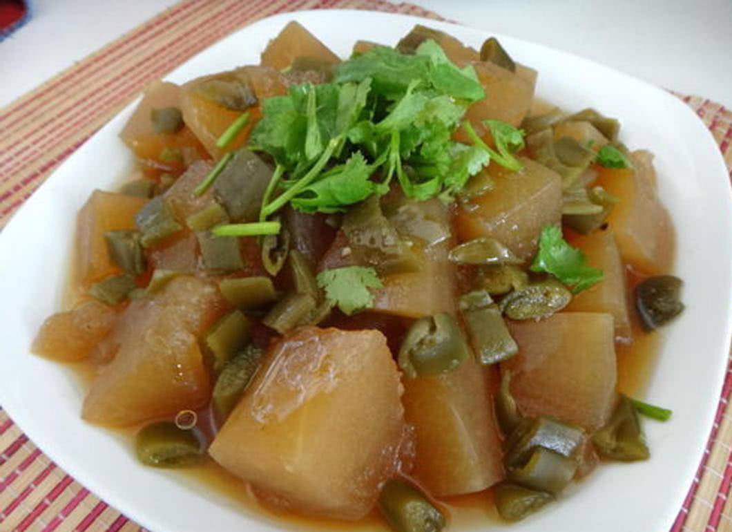 怎么炒青椒肉片 854c11d23e9348b795d868b9cd4e80c3.jpeg