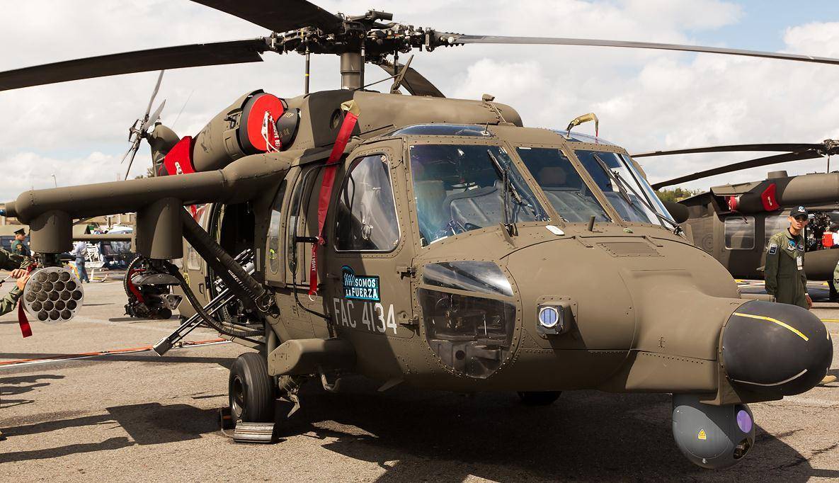 当然,"沉默黑鹰"能被称之为隐形直升机,关键还在于它拥有一系列前沿黑