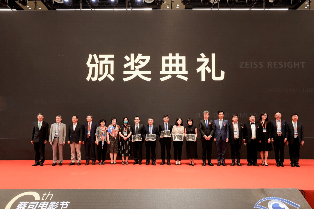 教师期刊是正品吗 0a68489fc4e145f7ab3aa429f1319158.png