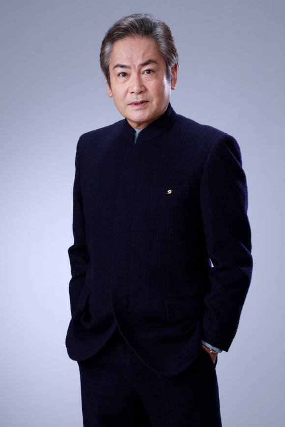 宅麻伸出演特利迦奥特曼 担任女主角静间之父 是谐星还是反派呢 剧中