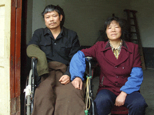 11年夫妻情,因丈夫生病瞬间瓦解,98万卖房款妻子不肯给拿