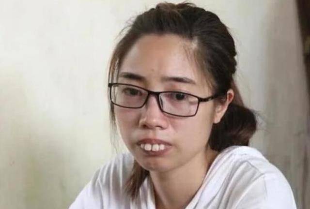 原創齙牙女子常年被嘲笑參加整容節目被改造回家父母認不出