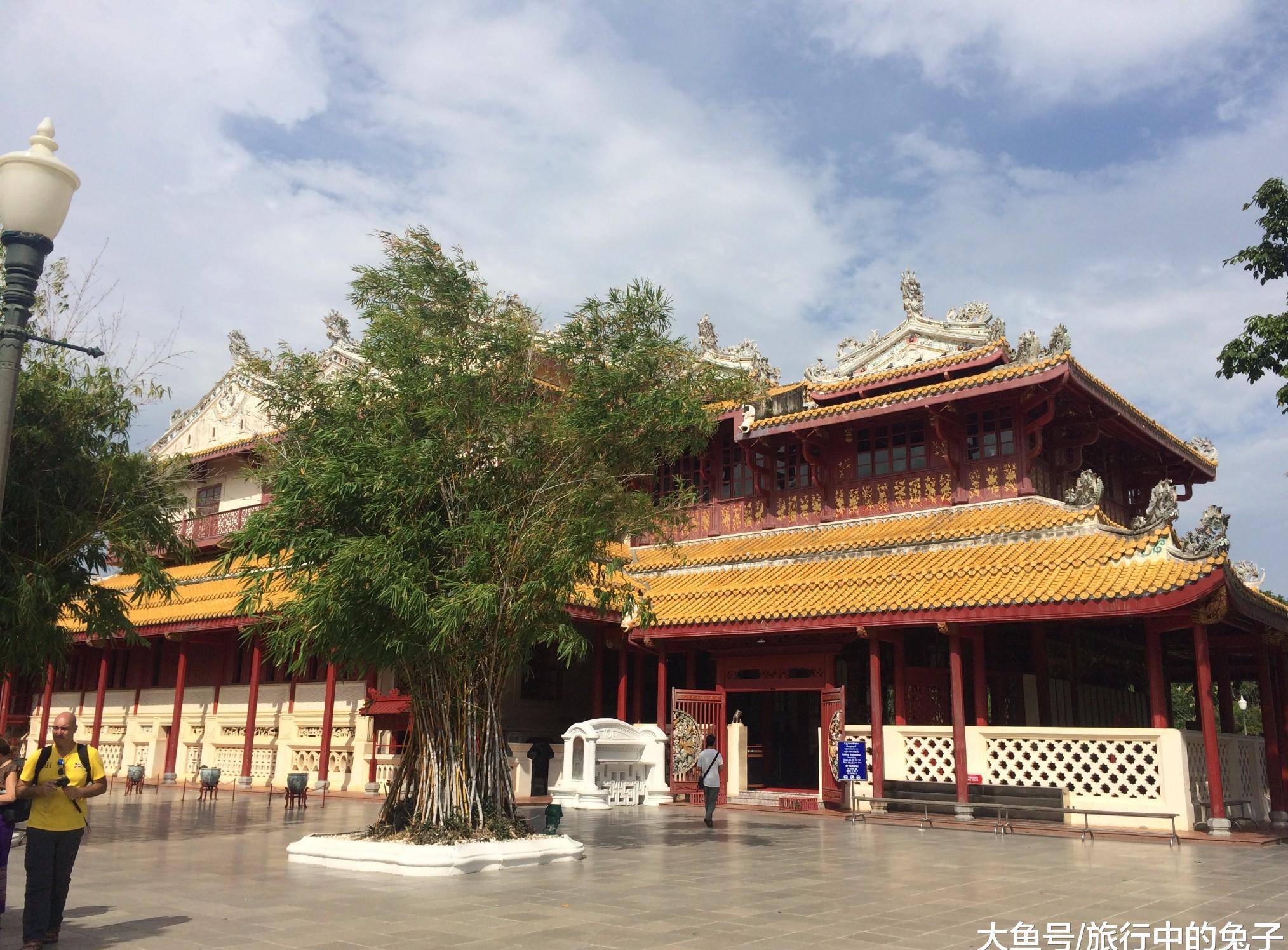 汇聚各国建筑风格的行宫,曾今荒废80年之久,如今少女心十足_夏宫