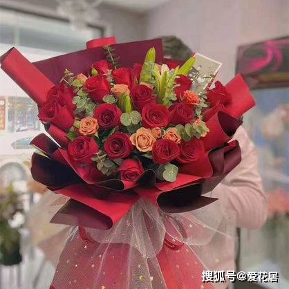 买什么礼物给老公好 3312c10e5d82447ab6265f097e178a28.jpeg