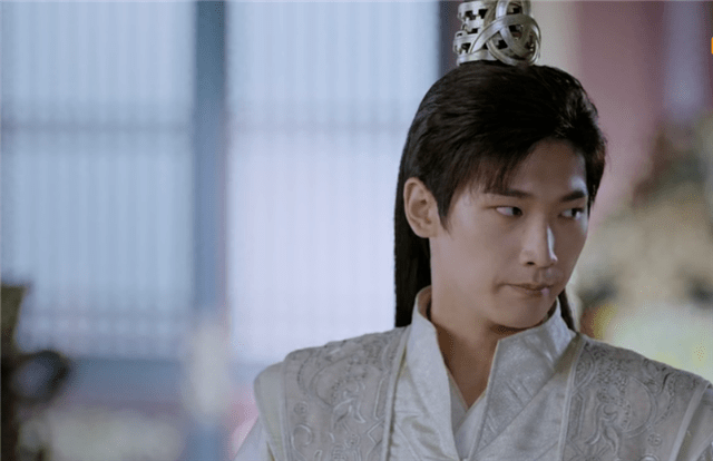 双世宠妃3墨连城让皇上赐婚曲小檀迎娶墨连城和墨言忱