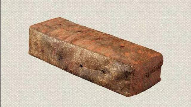 瓷枕又硬又冰 古人为何对它情有独钟 原来瓷枕有这么多好处 枕头