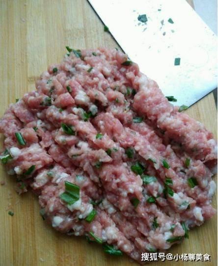 怎么把肉做成肉末 7da2eb7302e5473d8360fc6f549c925d.jpeg