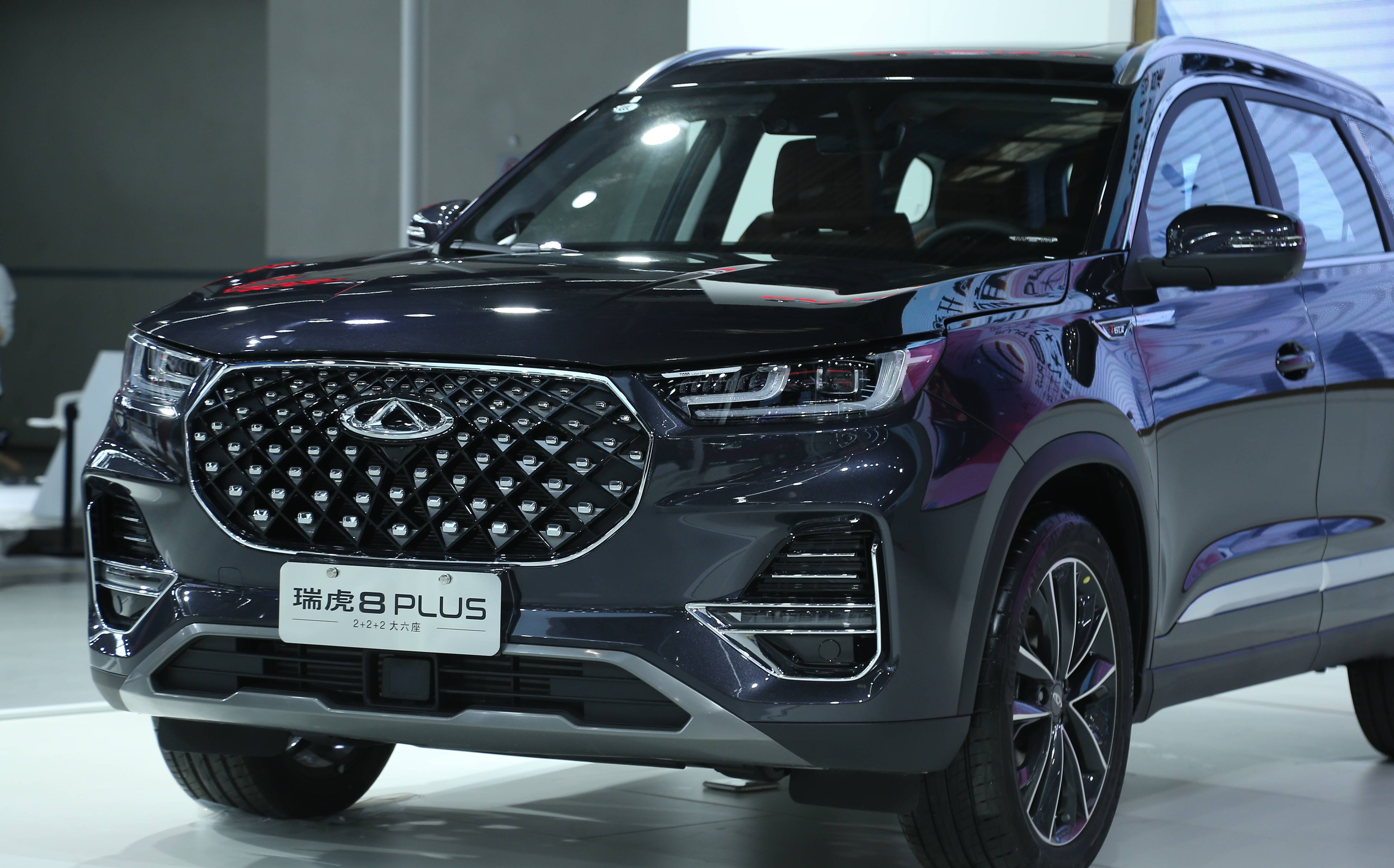 汽车 > 竞争力再升级,瑞虎8 plus推出"2 2 2大六座"今年1-5月份,奇瑞