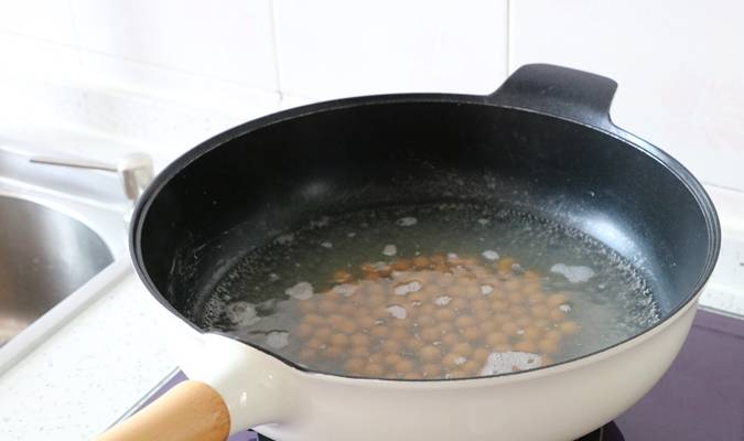 在家煮奶茶怎么煮 13980dbc67a743c4814734486d9d2981.jpeg