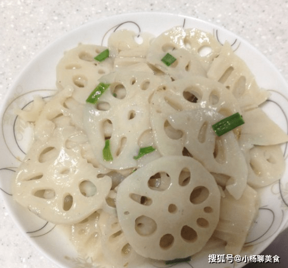 藕片怎么炒不变黑还脆 4de92a9c11dd4185905679ed290069a0.png