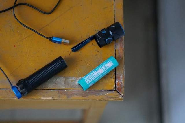 必备|高强度、长续航、夜钓必备单品——傲雷战术手电体验