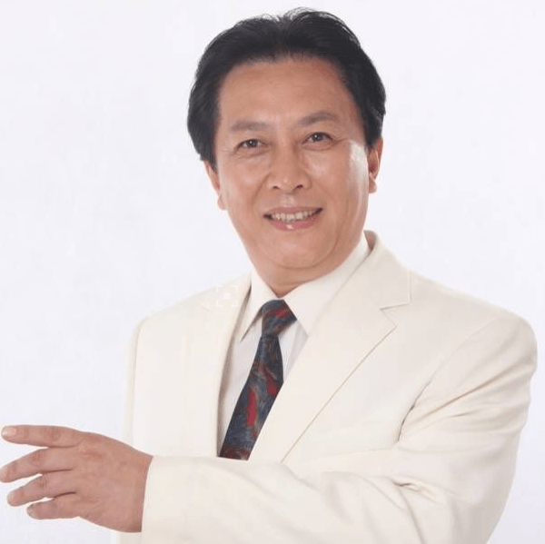 唐国强55岁混血妻子近照曝光,结婚26年超恩爱