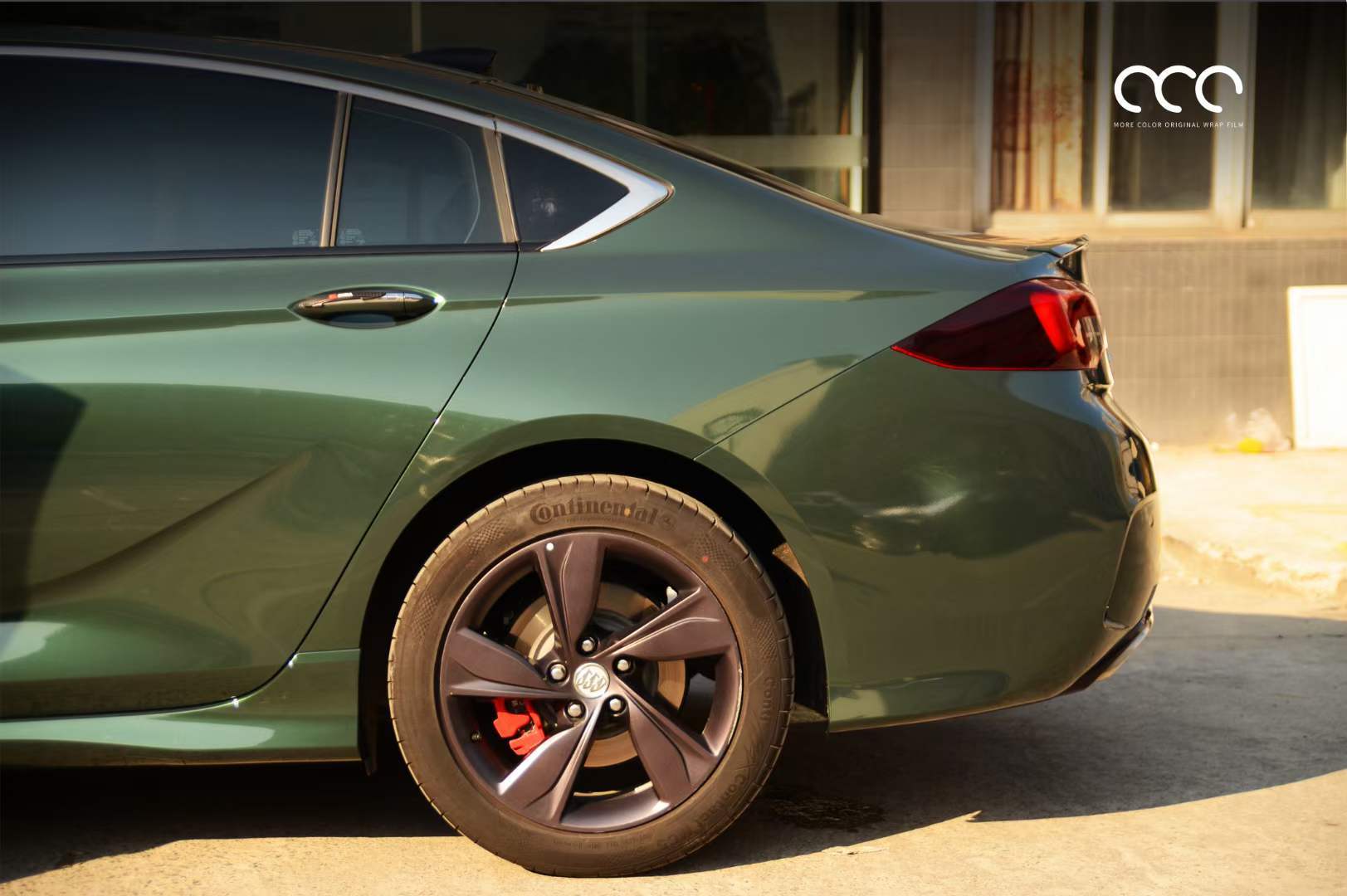 别克汽车贴膜mcwrap漫彩改色膜哥特兰绿典藏版