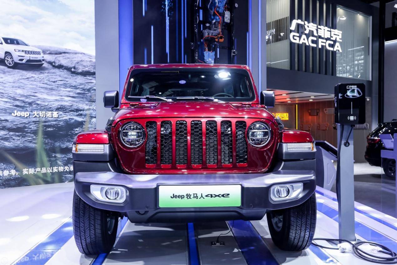 牧马人4xe领衔jeep全系家族实力亮相重庆车展