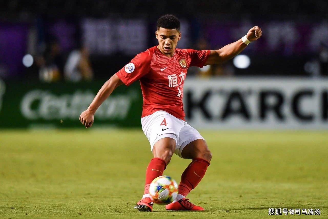 中国足球归化球员汇总