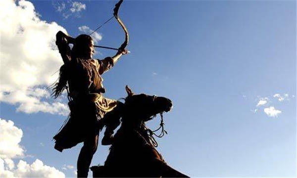 会挽雕弓如满月,西北望,射天狼.