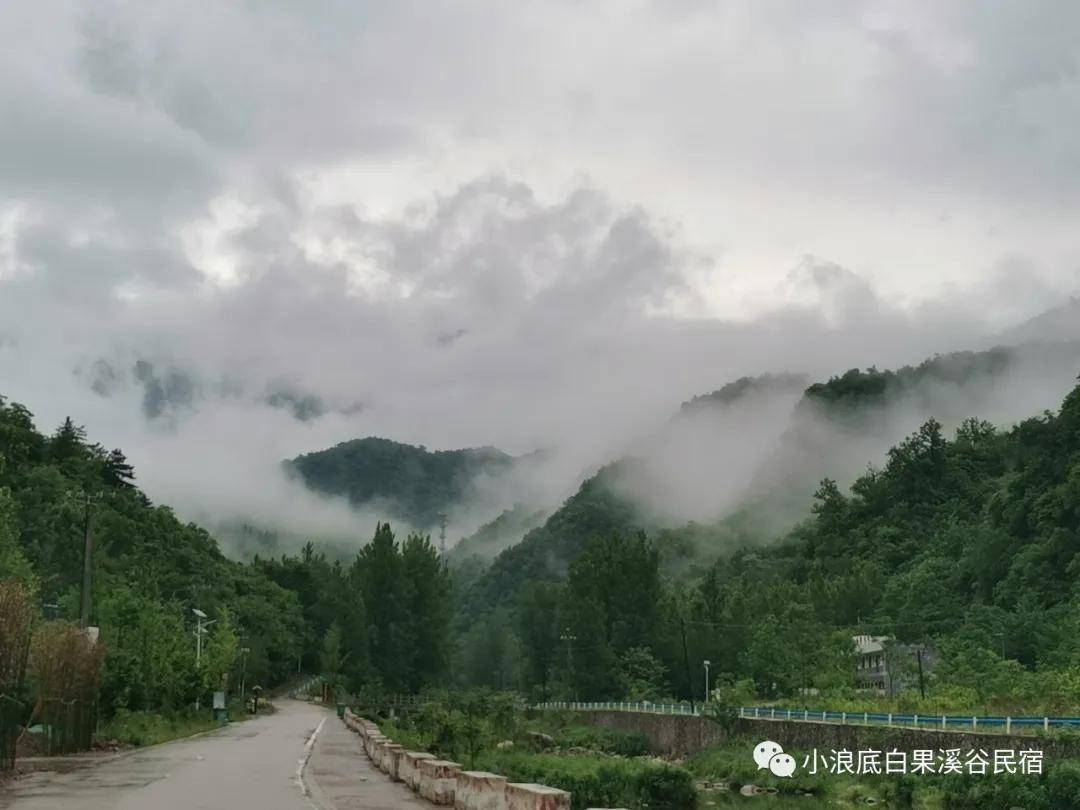 这个古山村看得见青山望得见绿水记得住乡愁