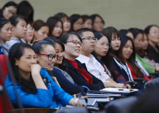 婴儿衣服排行榜_婴儿服饰什么品牌好婴儿服饰品牌排行榜十强