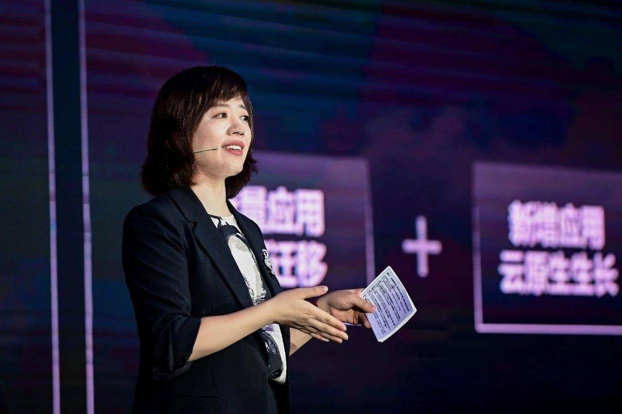 为了实现全场景智慧金融华为提出了那些建议呢