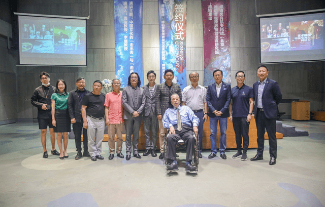 李卓智|神十二飞向太空，有一份珍贵的航天“信物”飞向上海视觉艺术学院德稻大师楼