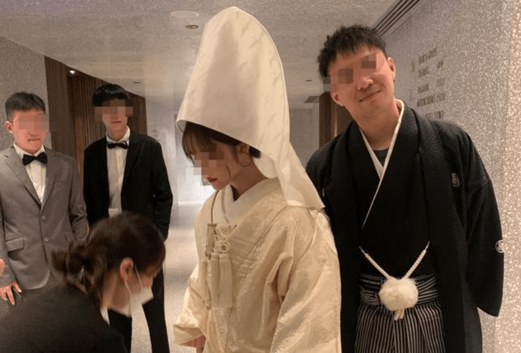 上海一女子举办日式婚礼亲友皆穿和服出场对此你怎么看