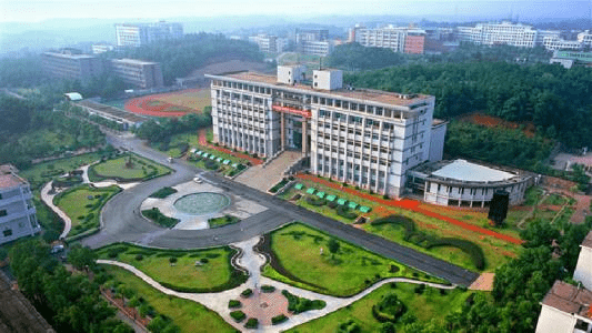 汕头大学 排名_汕头大学