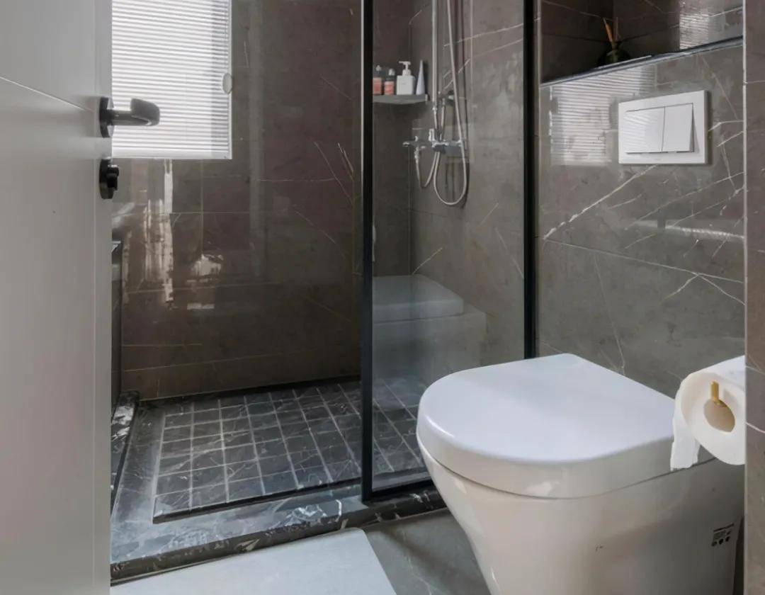 淋浴房四面走水效果图图片