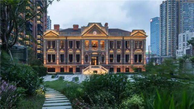 ��㡽���:������200��ǰ�ʹ��ڵı������Ƶ�