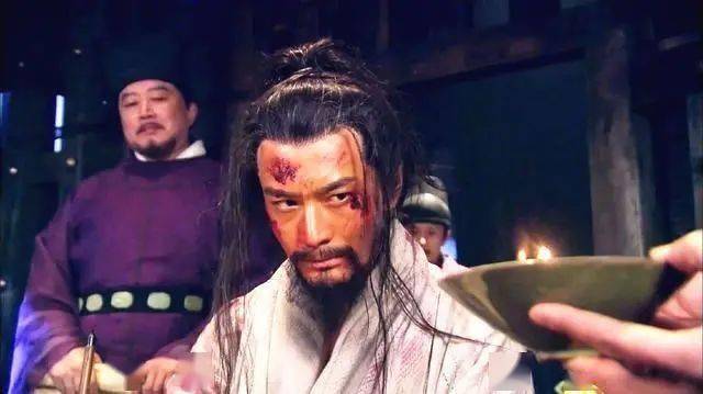 岳飞后代为活命逃亡海外还改名换姓今漂洋过海回国祭拜