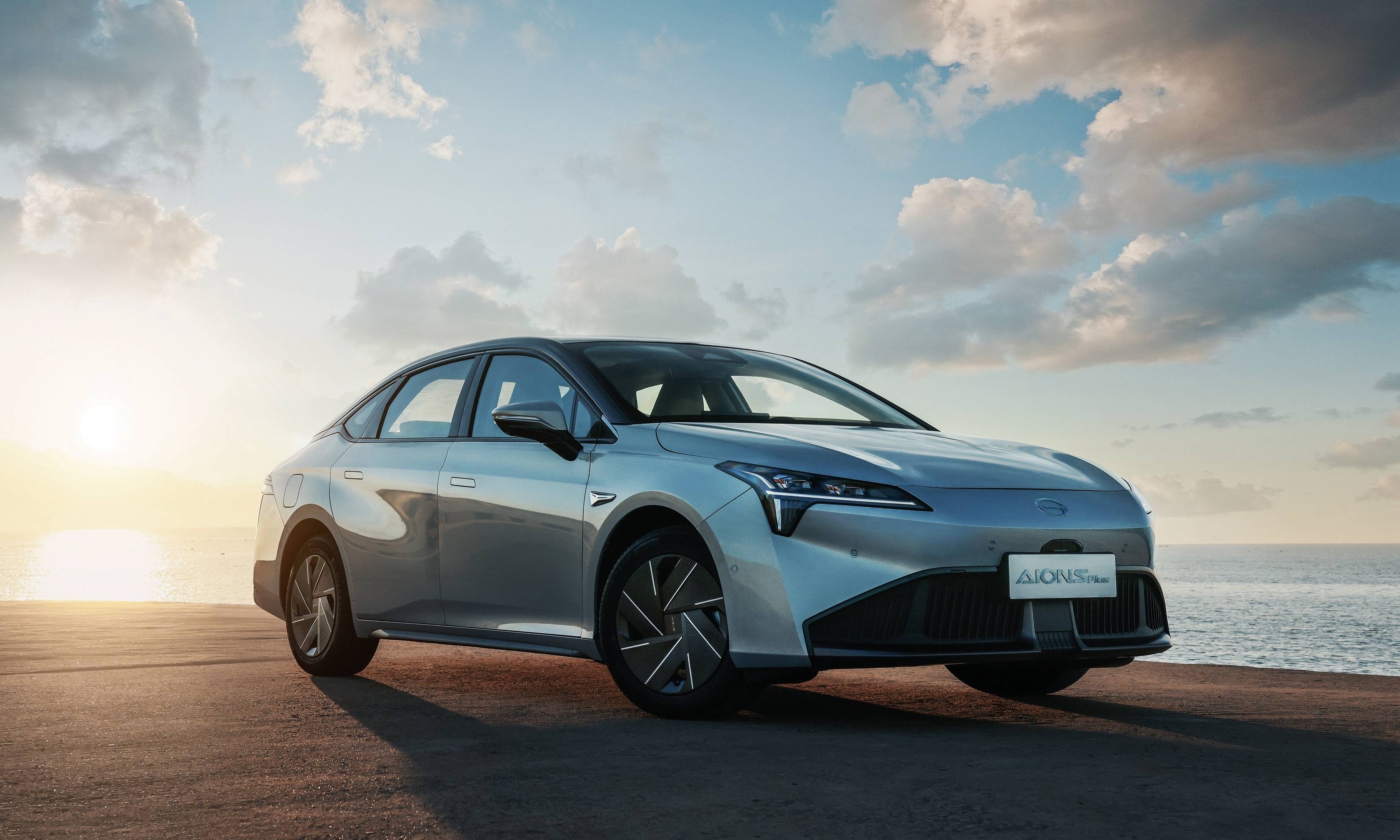 听说带plus的都是狠角色不信你看看埃安aionsplus