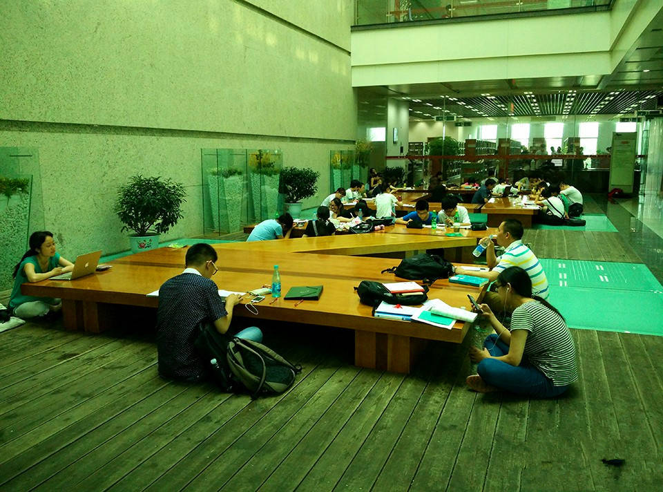 夏日走进南京图书馆