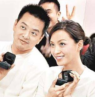 天然美丽迷人,23岁出名,和梅艳芳神似,48岁风情犹在却无子_陈炜