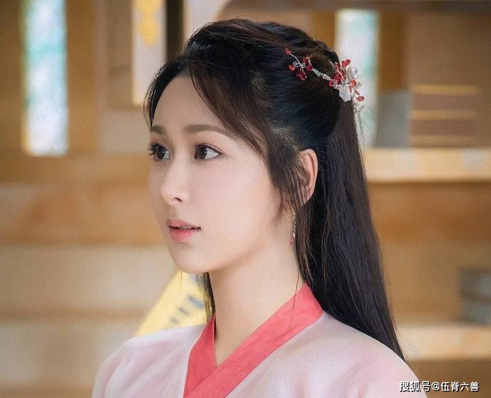 从“鸡腿姑娘”到夏初,李沁的飞升之路到底缺了什么?