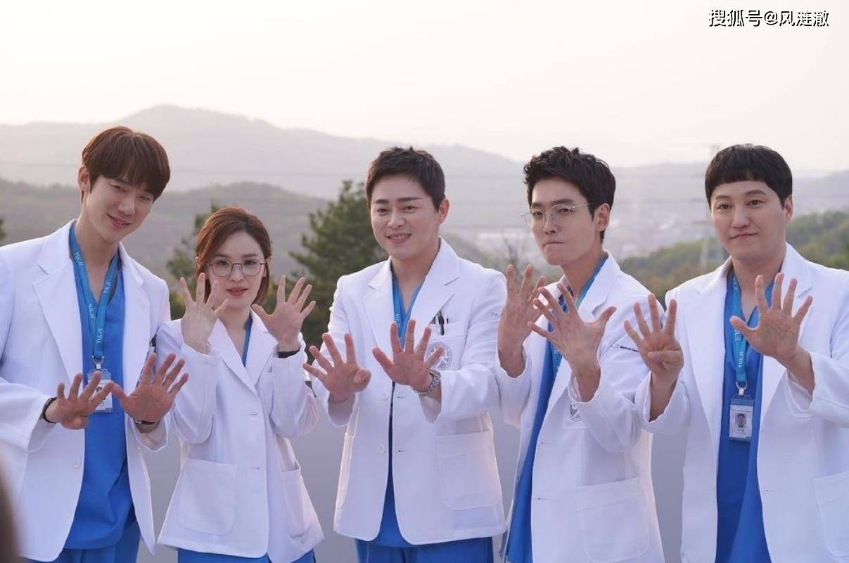 机智的医生生活第一季01 0f87f25fb8d14e0db3d0c7435c587210.jpeg