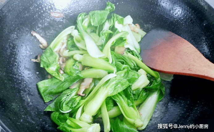 炒什么菜放蚝油比较好 78d5c1598ad742c78a046fc9e21c497c.png