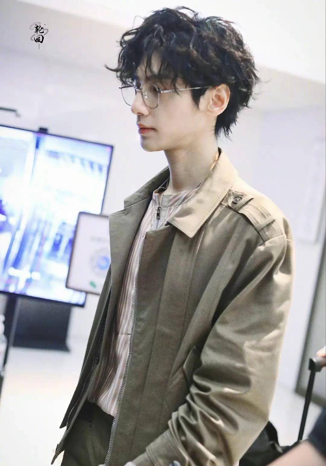 罗云熙生图流出,禁欲美少年,网友:再胖二十斤就好了