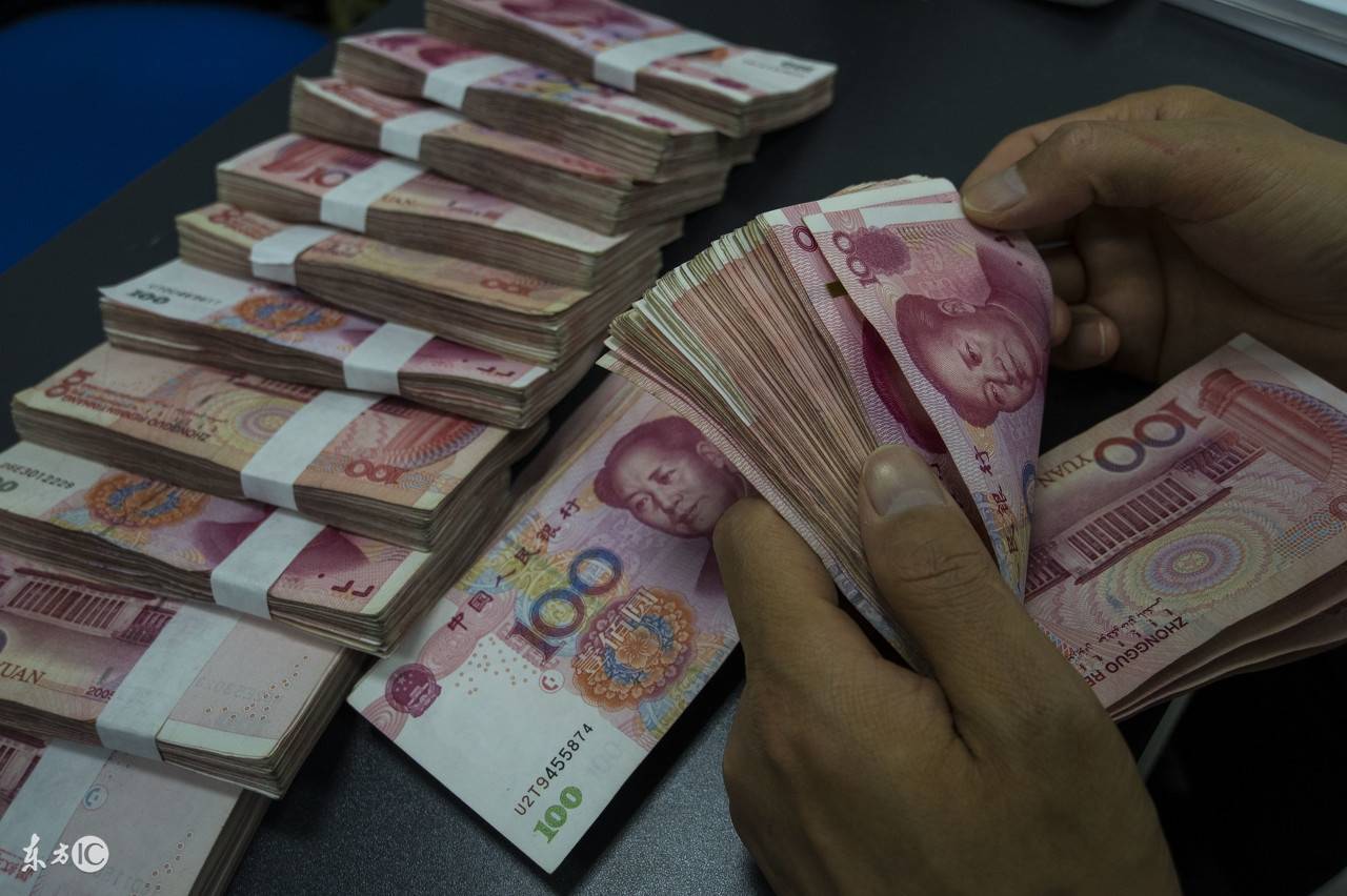 明日6月28号鸡 鼠 蛇三生肖大财小财不间断 财运方面高人一等 异性