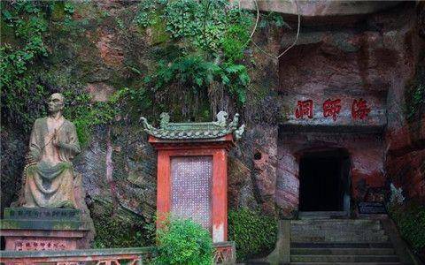 当年在四川乐山大佛胸口处发现的密室究竟有着怎样的来历