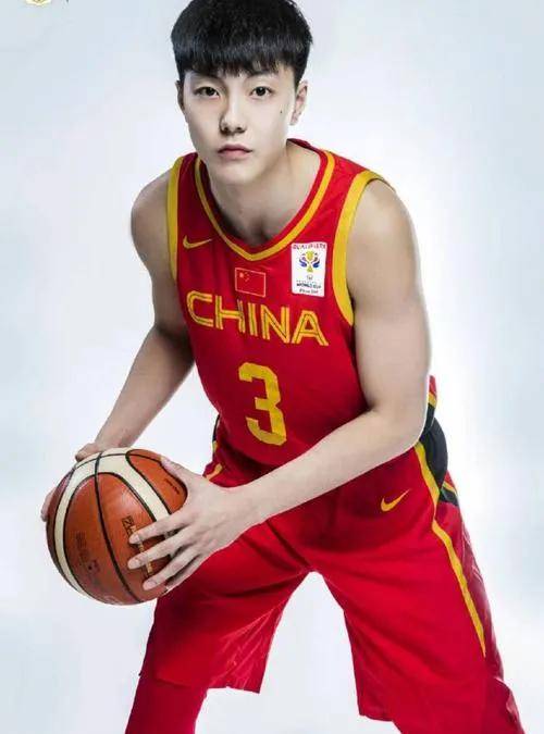 上篮怎么变稳 230876f9e0ac461482341c198e6114a1.jpeg