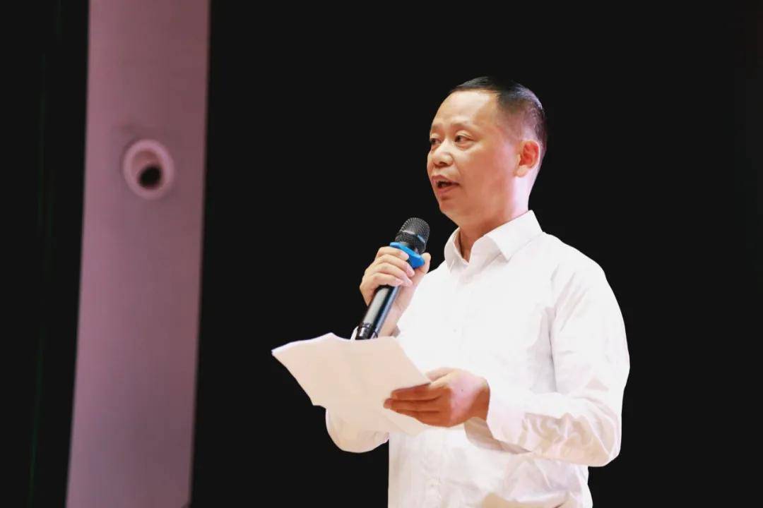新安龙老师浙江省一级重点高中杭州市余杭第二高级中学高三高考励志