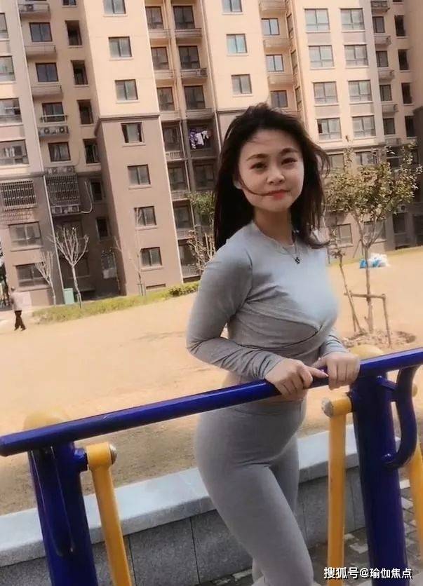 一身|这样的瑜伽小姐姐谁不喜欢呢
