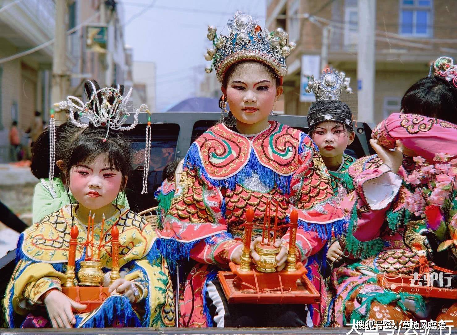 落幕中的莆田出游曾为抢秀女名额争破头如今孩子越来越少