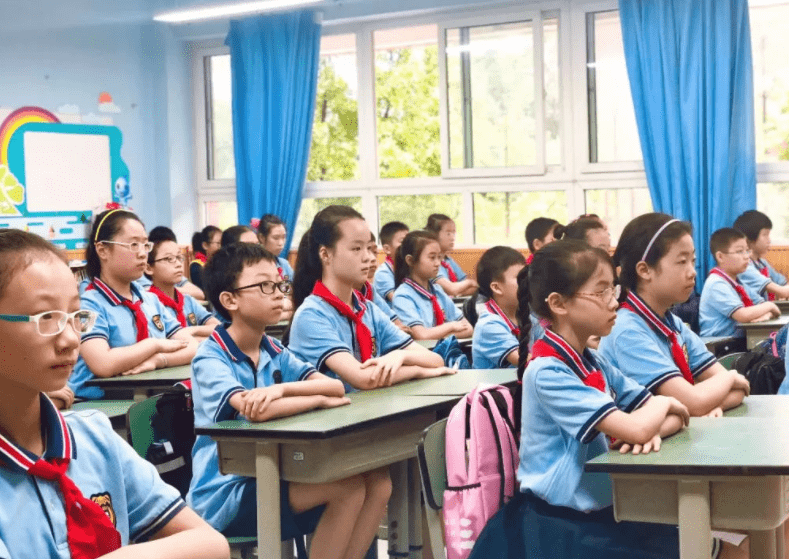 教学|教育部传来“坏消息”，取消小学“学前班”，老师却站出来反对