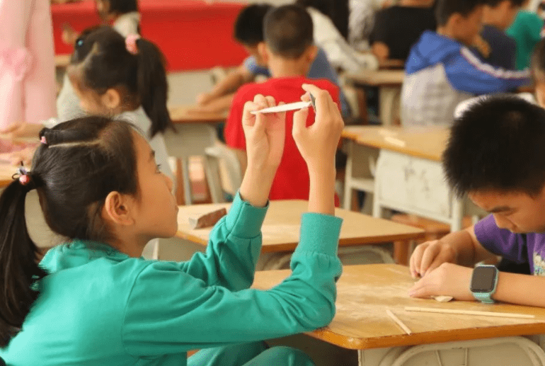 隐患|幼儿园“超前教育”隐患多，二年级成爆发期，家长却左右为难