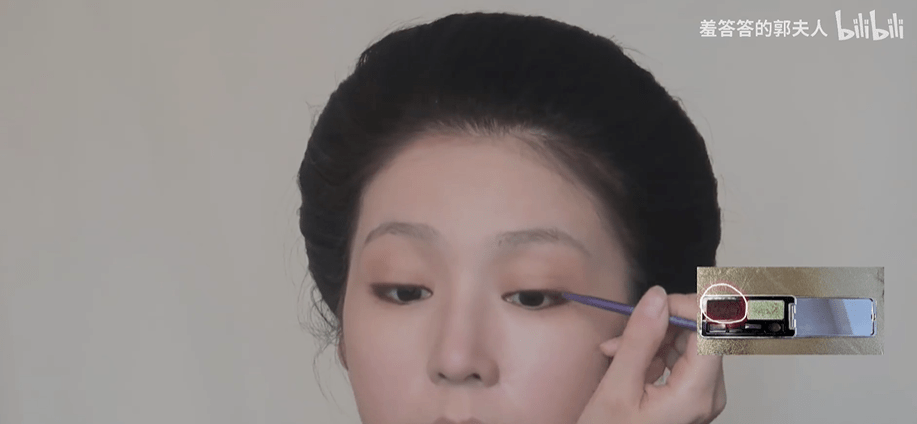 郭夫人|古风妆造博主，只凭一张图就让豆瓣网友惊呼“美的惊心动魄”