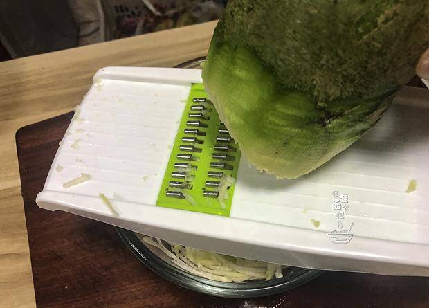 什么|冬天多吃青萝卜,不和面不揉面,煎成早餐饼,香软可口,营养美味