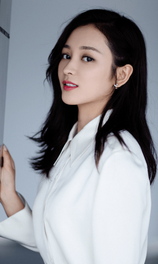 原创时尚俏丽王一菲图集