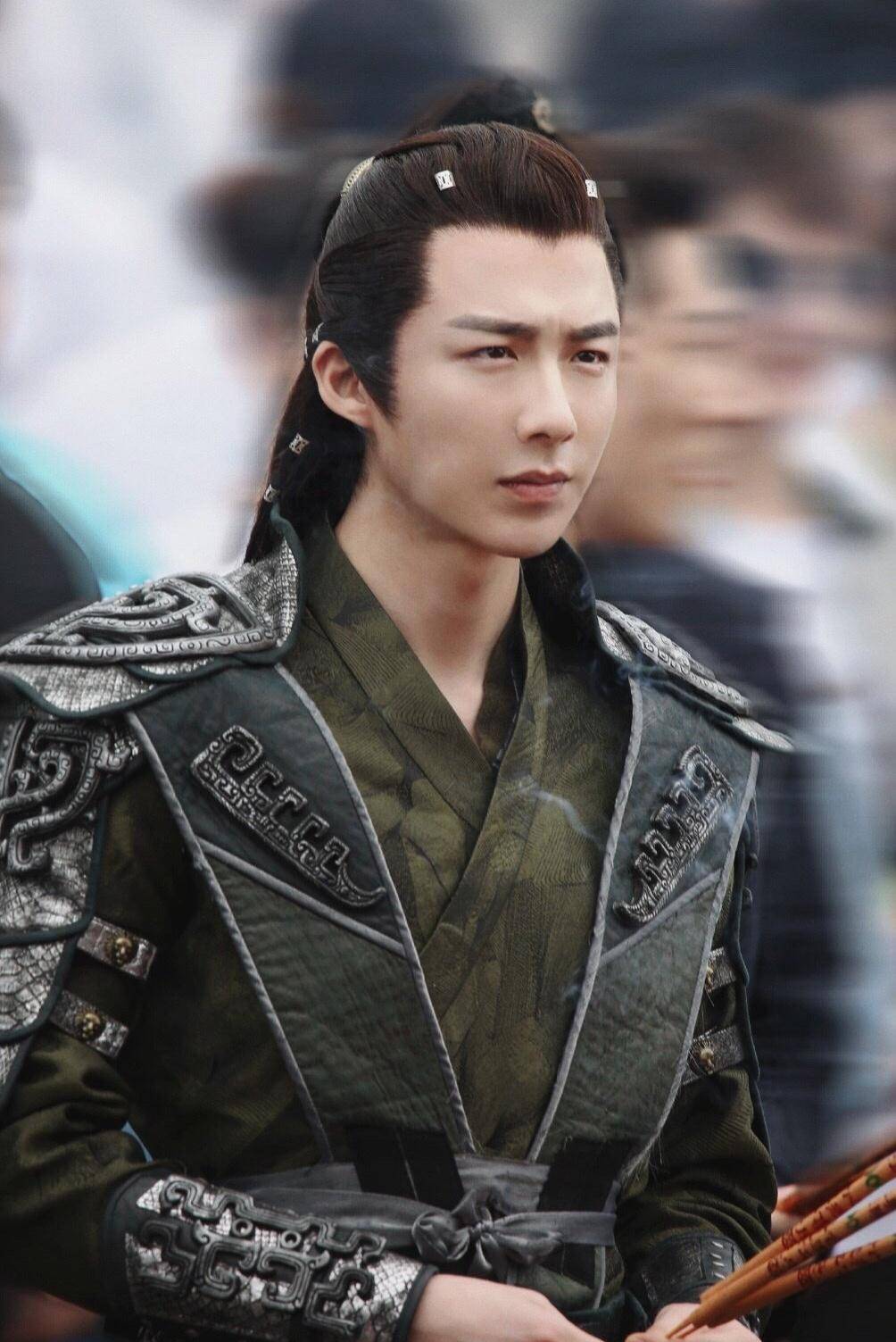 连载八年的紫川官宣开机导演水平令人堪忧刘宇宁运气太差